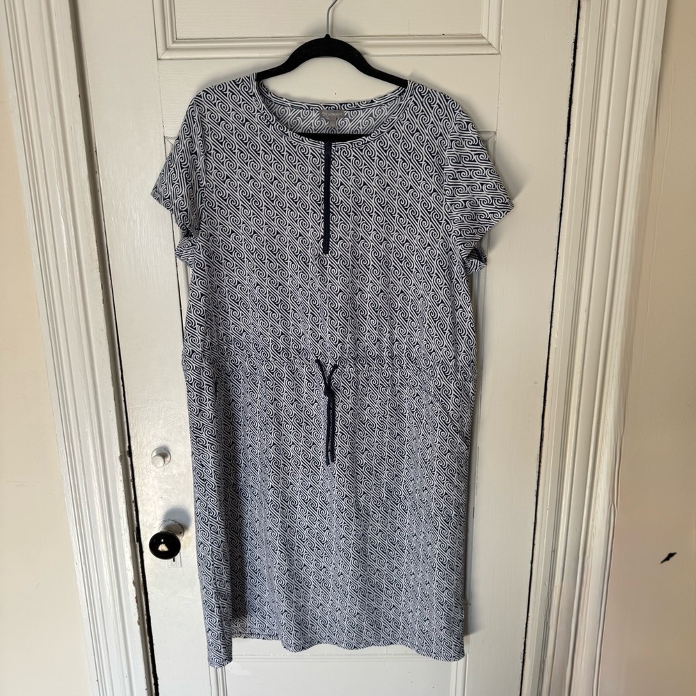 T By Talbots Lightweight Woven Stretch Drawstring Waist Dress Water Swirls